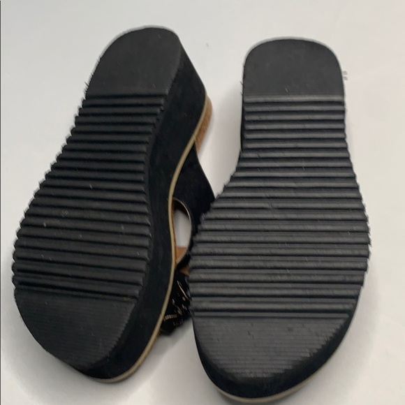 Sandals - Picture 3 of 5